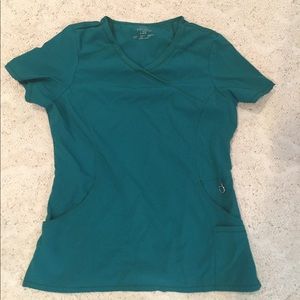 Cherokee infinity scrub top medium